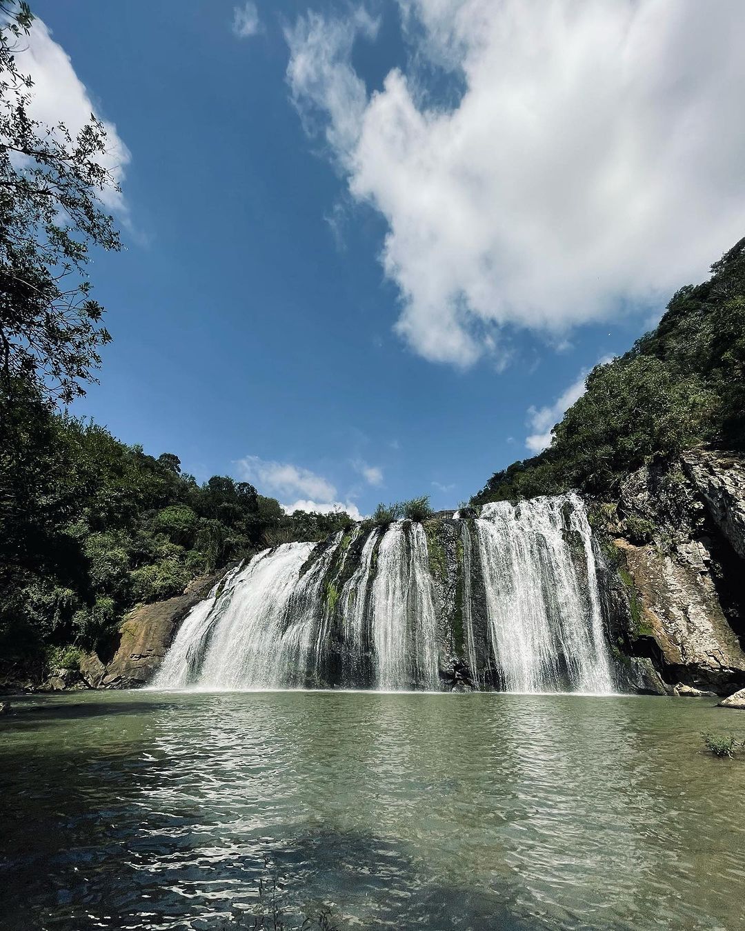 Custo-Benefício: Comparativo de Preços das Pedras para Cascata em 2026