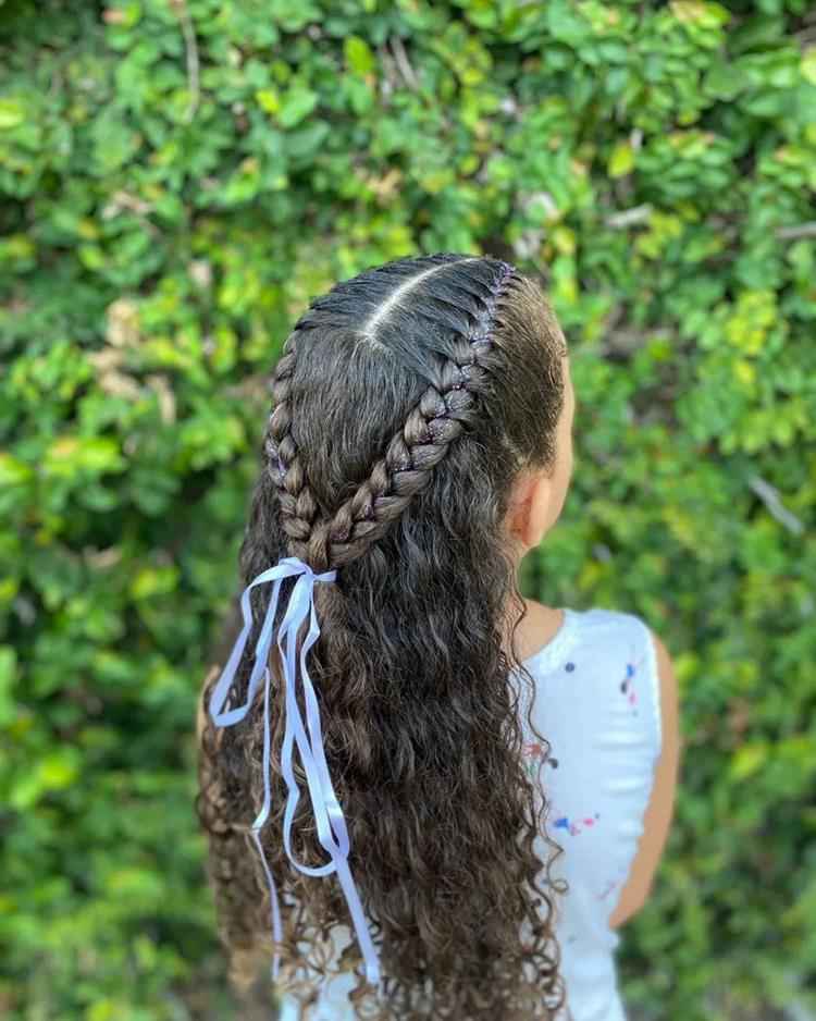 quanto custa produtos para fixar cabelo solto escola