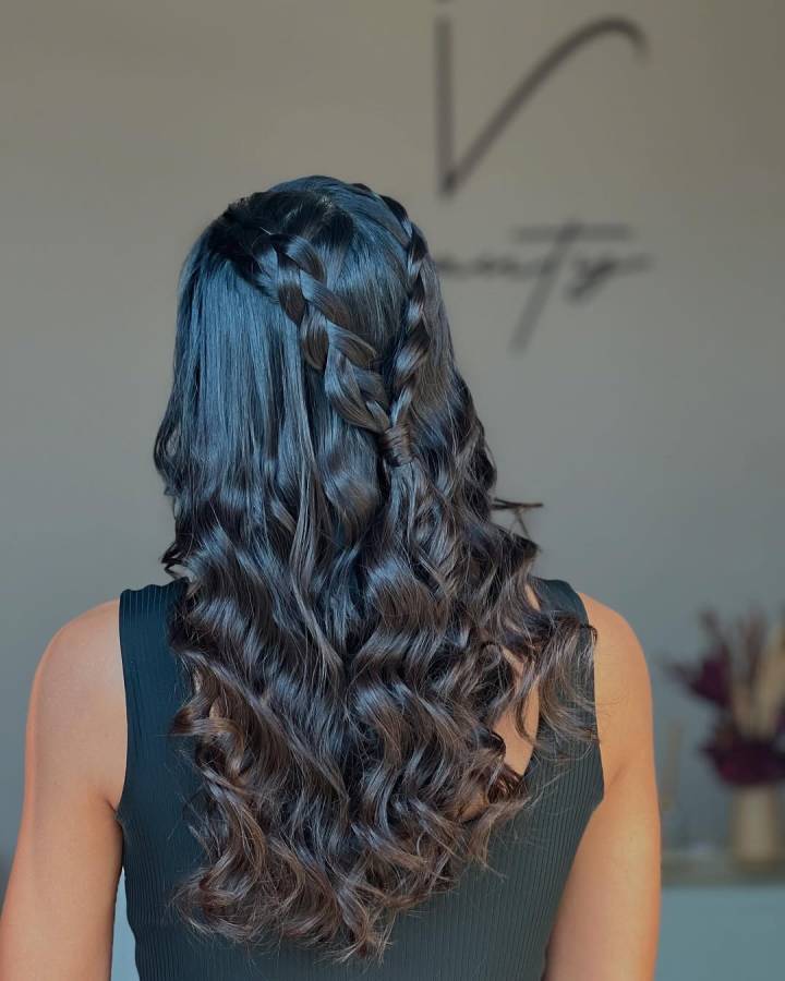 como deixar cachos soltos definidos