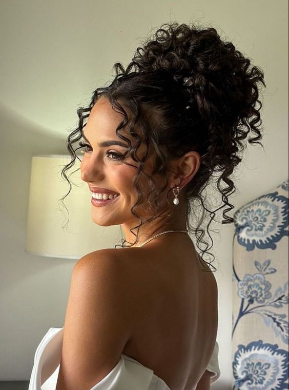 como deixar cachos soltos definidos