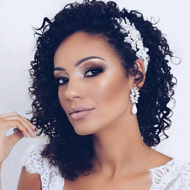 Véu e Cabelo Solto: Como Usar Sem Erro no Penteado de Noiva