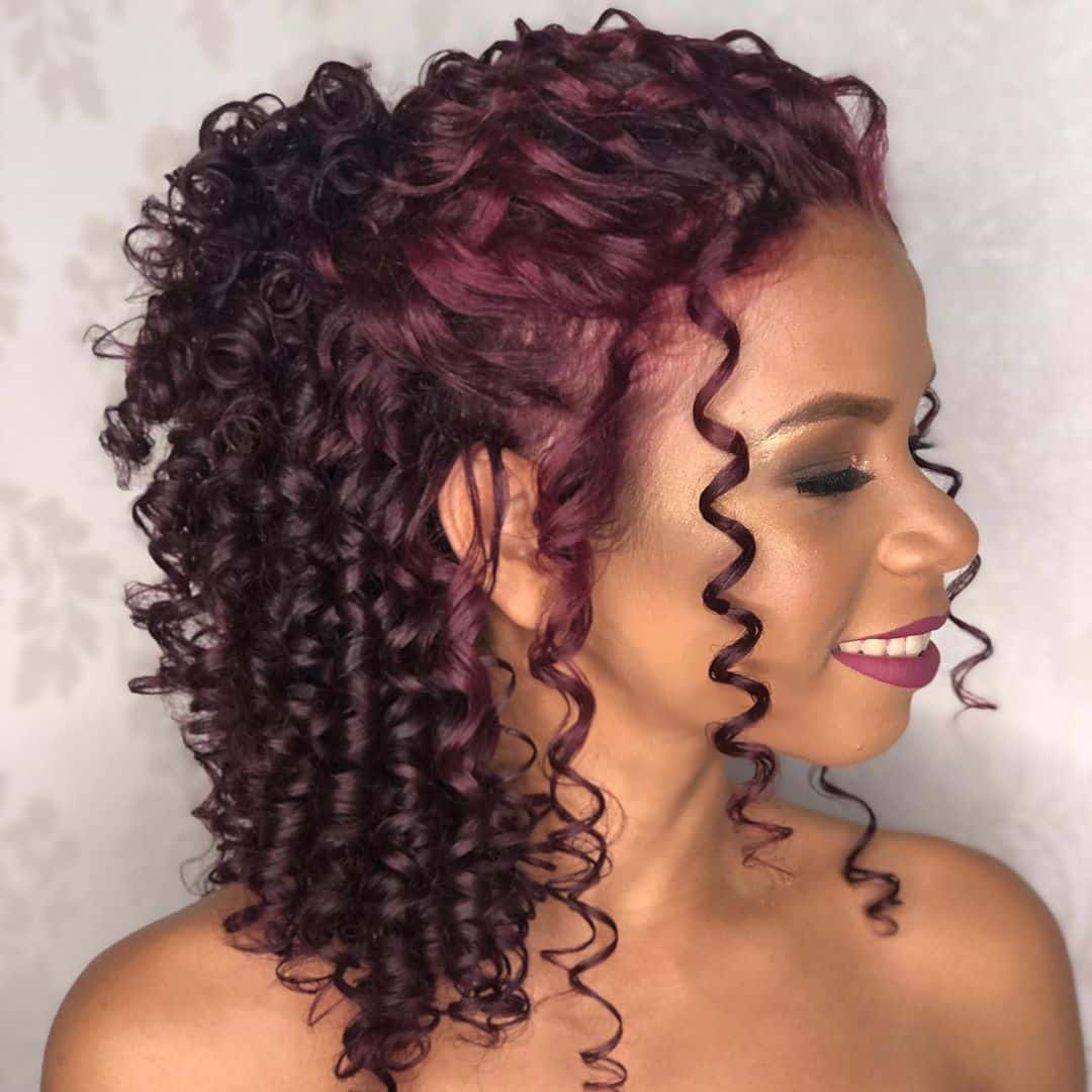 penteados para cabelo cacheado curto para festa