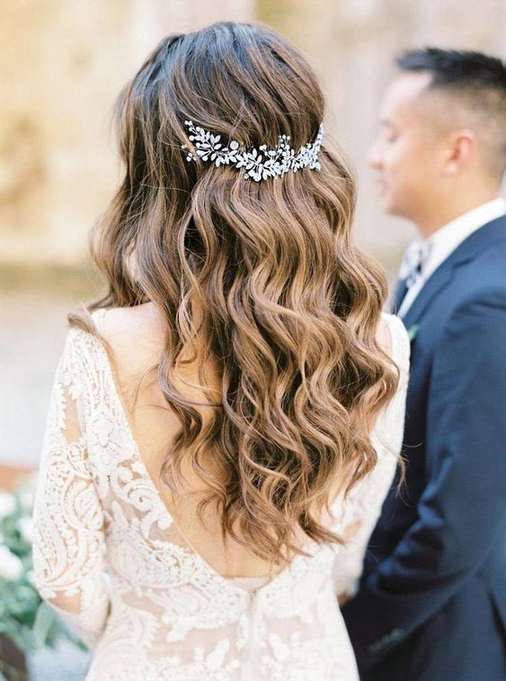penteado semi preso vs solto para casamento cabelo longo