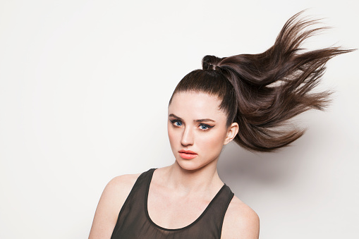 Guia Completo de Acessórios para Cabelo em Dias Quentes