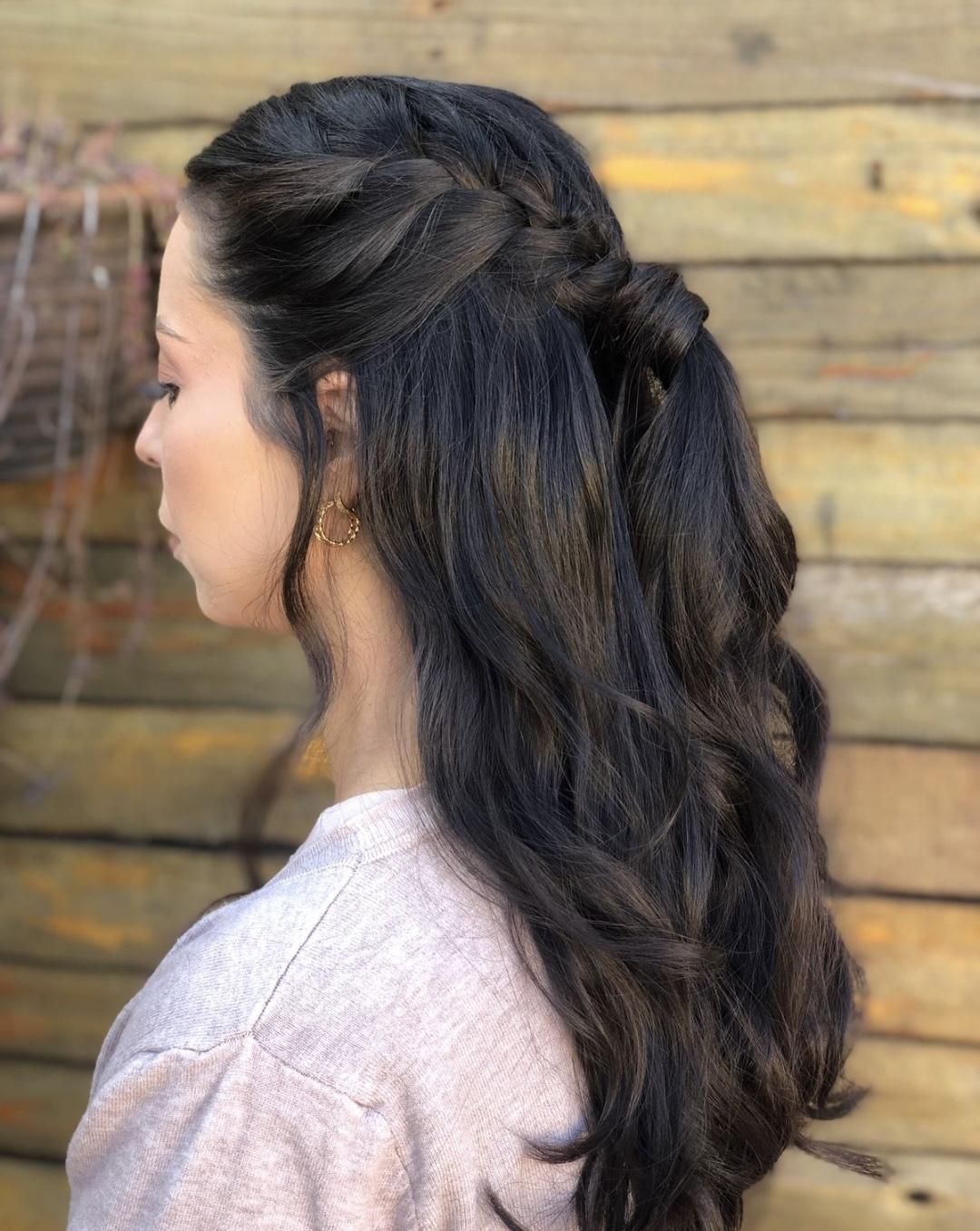 penteados para noivas com tranças cabelo preto