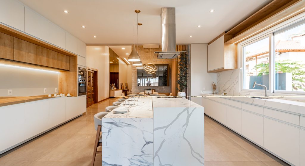 quanto custa uma pia com bancada de cozinha planejada