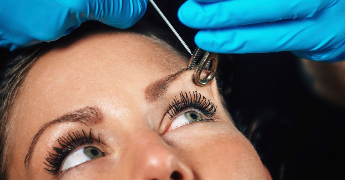 piercing na sobrancelha de aço cirúrgico