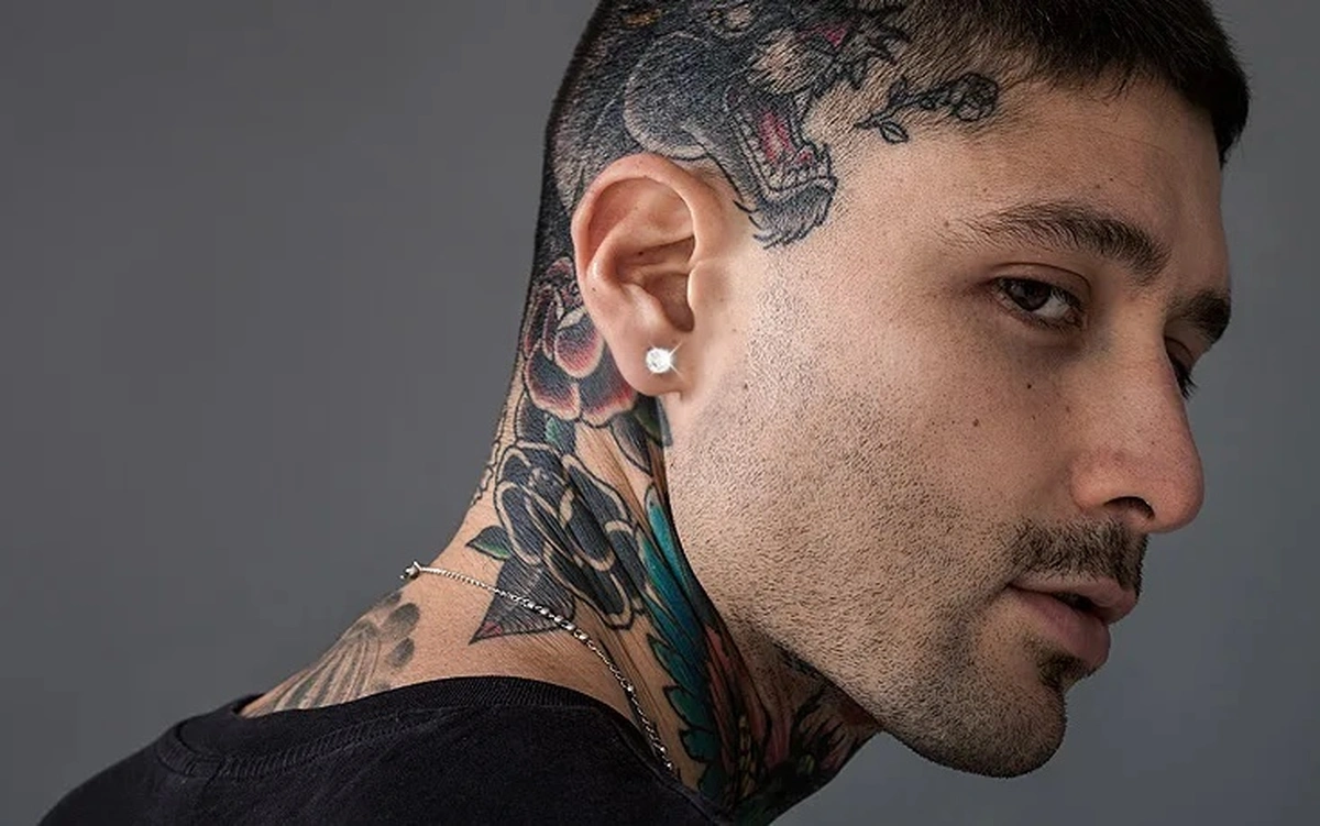 piercing orelha industrial masculino