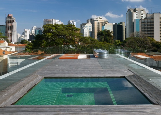 Guia completo de impermeabilização para piscinas em laje