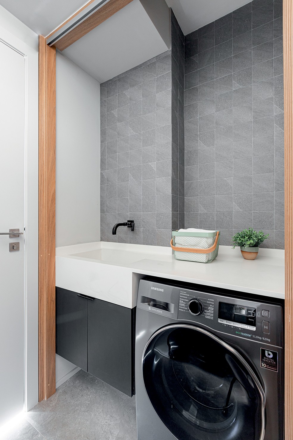 Dicas de limpeza e manutenção para pisos de lavanderia