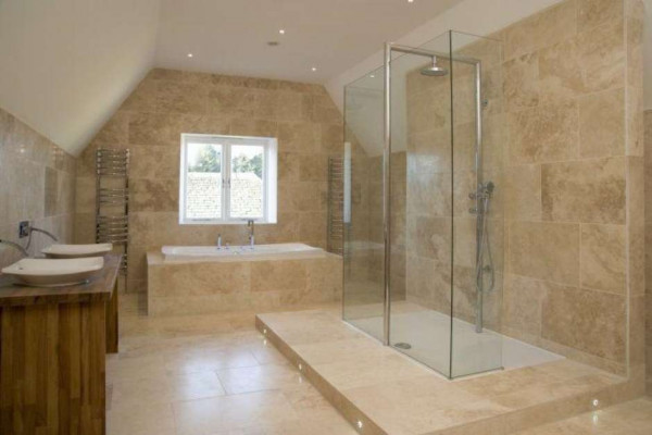 Como Escolher o Porcelanato Calacatta Ideal para Cada Ambiente da Sua Casa