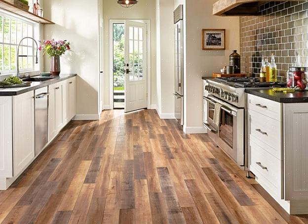 piso laminado na cozinha