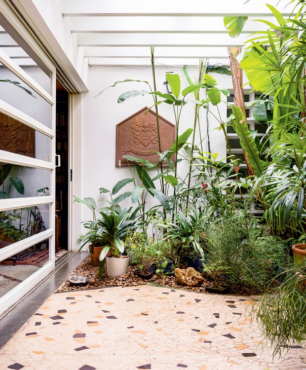 Como Escolher o Piso Ideal para Seu Jardim de Inverno: Guia Completo