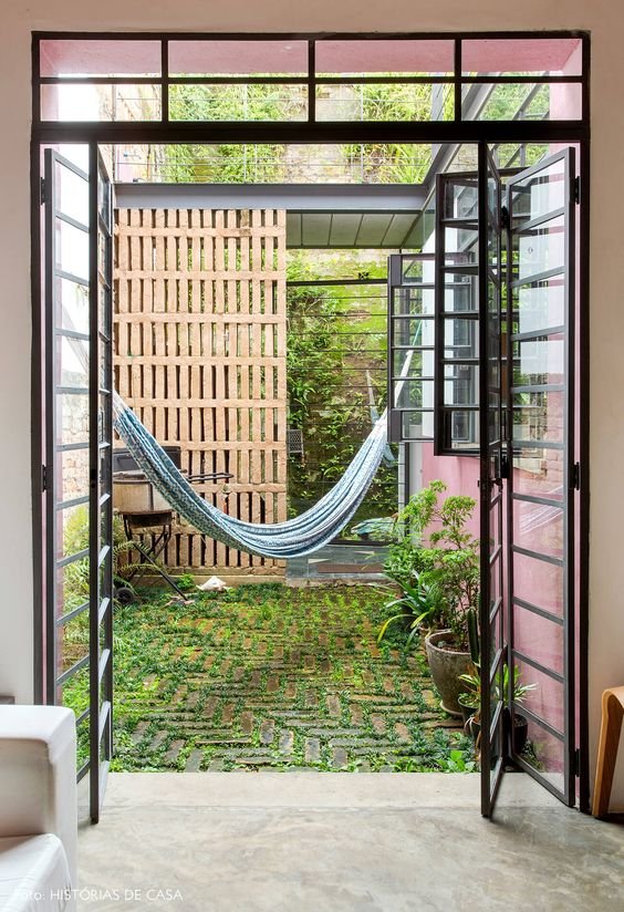 Como Escolher o Piso Ideal para Seu Jardim de Inverno: Guia Completo