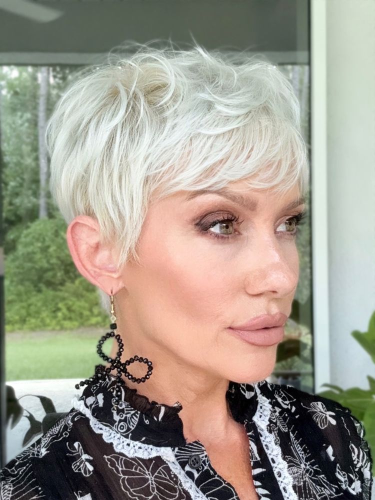 ideias de cortes curtos para cabelo ralo