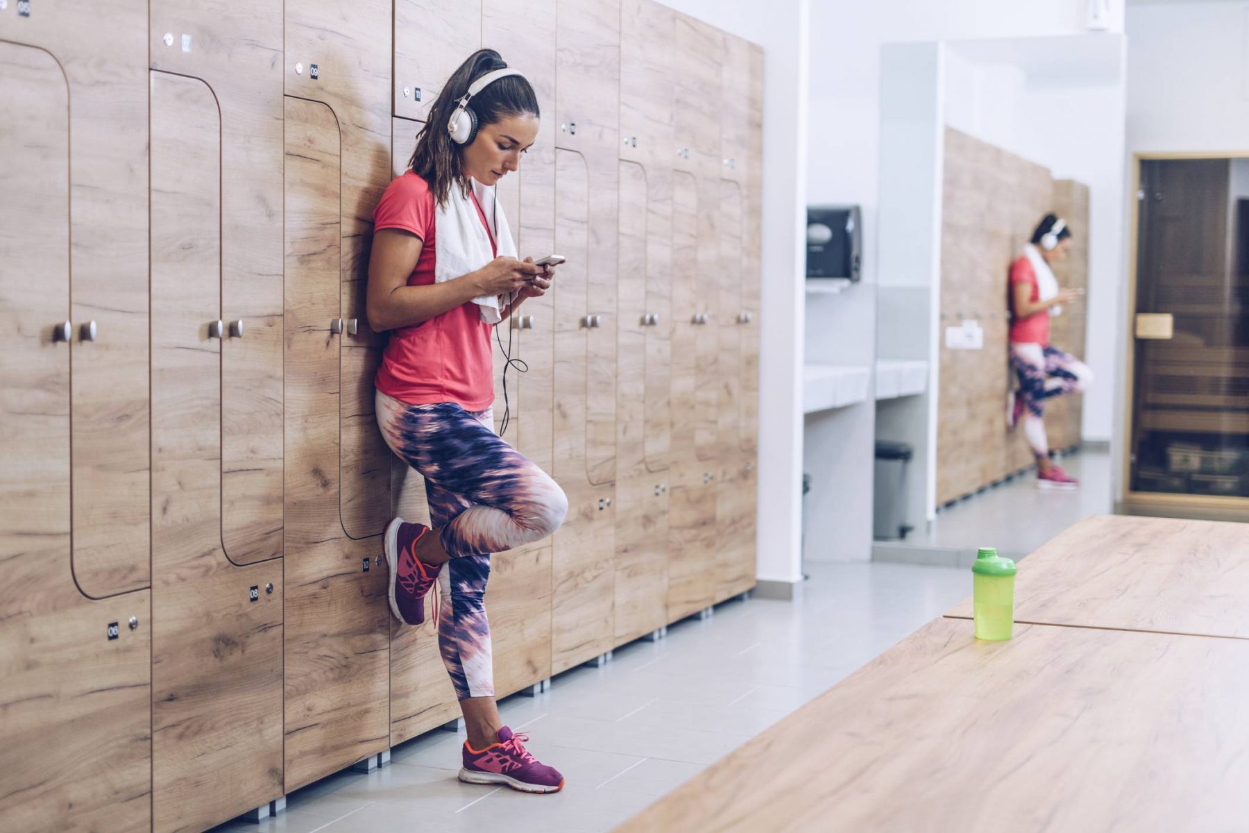 Comparativo: Spotify vs. Deezer vs. Apple Music para Playlists de Academia