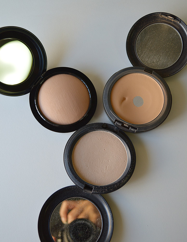 1. Guia Completo: Como Escolher o Tom Perfeito da Base MAC Studio Fix
2. M·A·C Studio Fix Powder Plus: Análise Detalhada da Nova Fórmula
3. Dicas de Aplicação: Transforme sua Pele com a Base MAC Studio Fix
4. Studio Fix vs. Outras Bases em Pó: Qual a Melhor Escolha?
5. Sustentabilidade e Beleza: A Embalagem Refilável da MAC Studio Fix