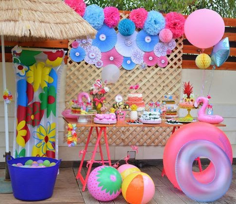 erros comuns decoração festa piscina evitar