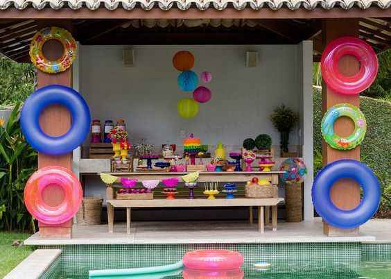 decoração pool party infantil tema sereia