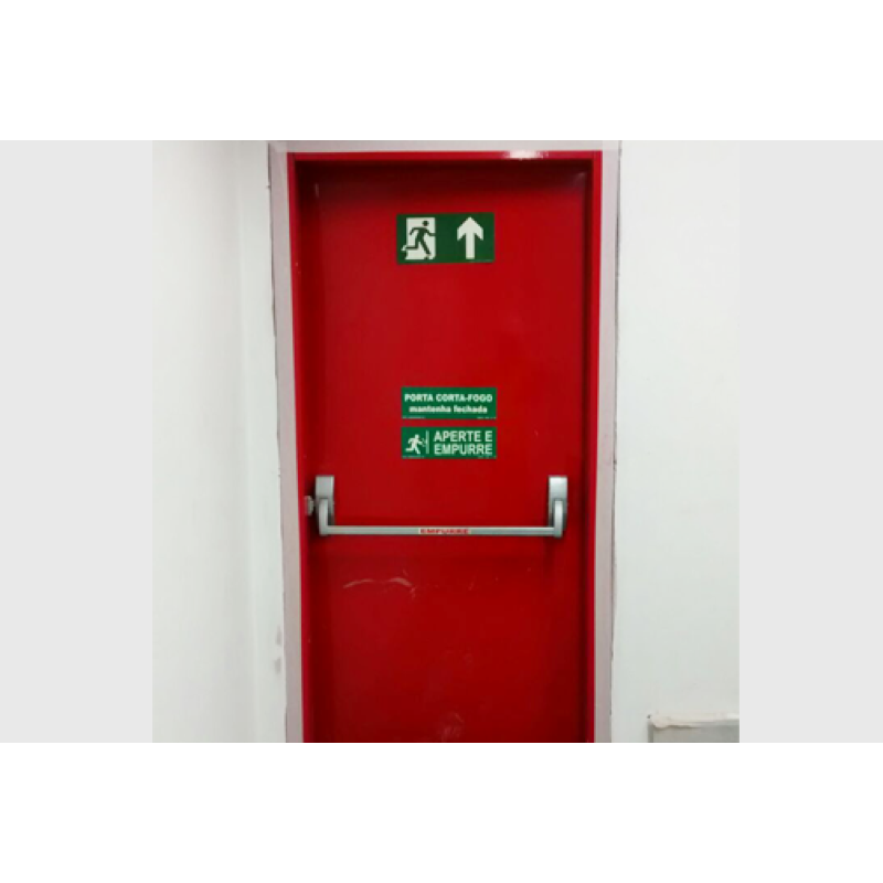 Classificação TRRF: Qual Porta Corta-Fogo Escolher para Seu Projeto (P30