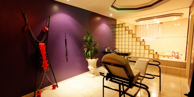 posição de sexo na cadeira