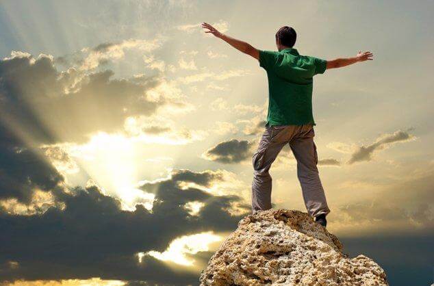 2. Positividade Tóxica vs. Otimismo Saudável: Entenda a Diferença e Seus Impactos