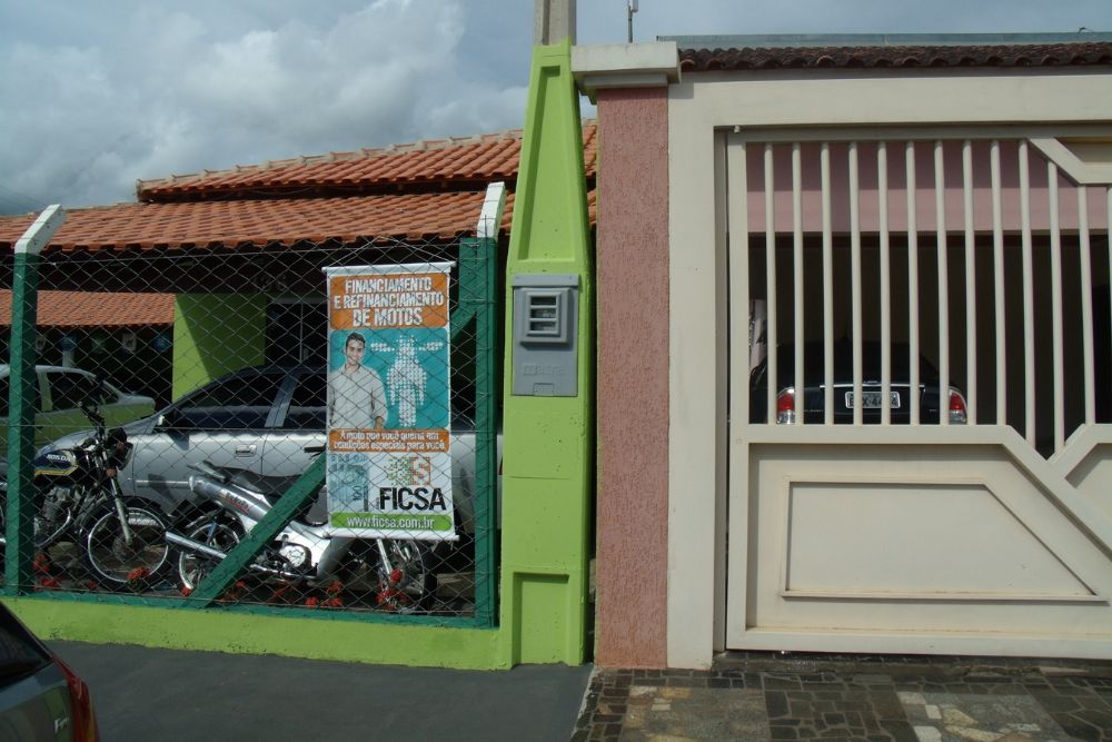 Guia Completo: Como Escolher o Poste Padrão Ideal para Sua Casa