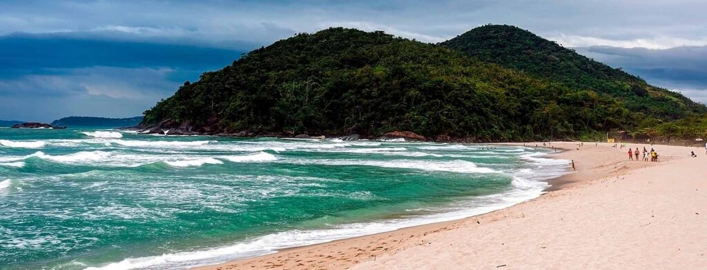 1. Guia Completo das Praias de Ubatuba para Surfistas
2. Como Escolher a Melhor Escola de Surf em Ubatuba
3. Ubatuba: Onde o Surfe Encontra a Natureza
4. Dicas Essenciais para Surfistas Iniciantes em Ubatuba
5. Eventos de Surfe Imperdíveis em Ubatuba