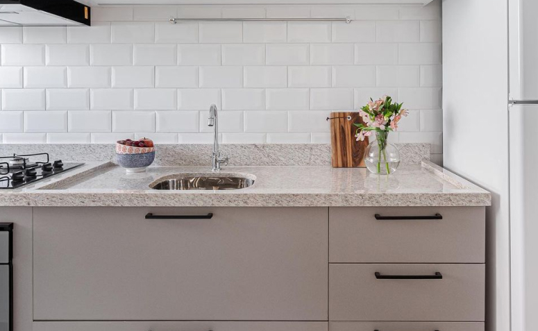 melhores granitos brancos para cozinha moderna