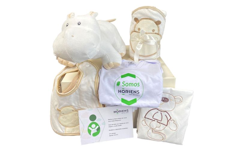 5 ideias de títulos:
1. Presentes Essenciais para Recém-Nascidos: O Guia Completo
2. Presentes Criativos e de Luxo para Bebês: Ideias que Encantam
3. Mimos para Novos Pais: Presentes que Cuidam de Quem Cuida
4. Estímulo e Conforto: Presentes que Auxiliam no Desenvolvimento do Bebê
5. Tendências de Presentes para Recém-Nascidos em 2026