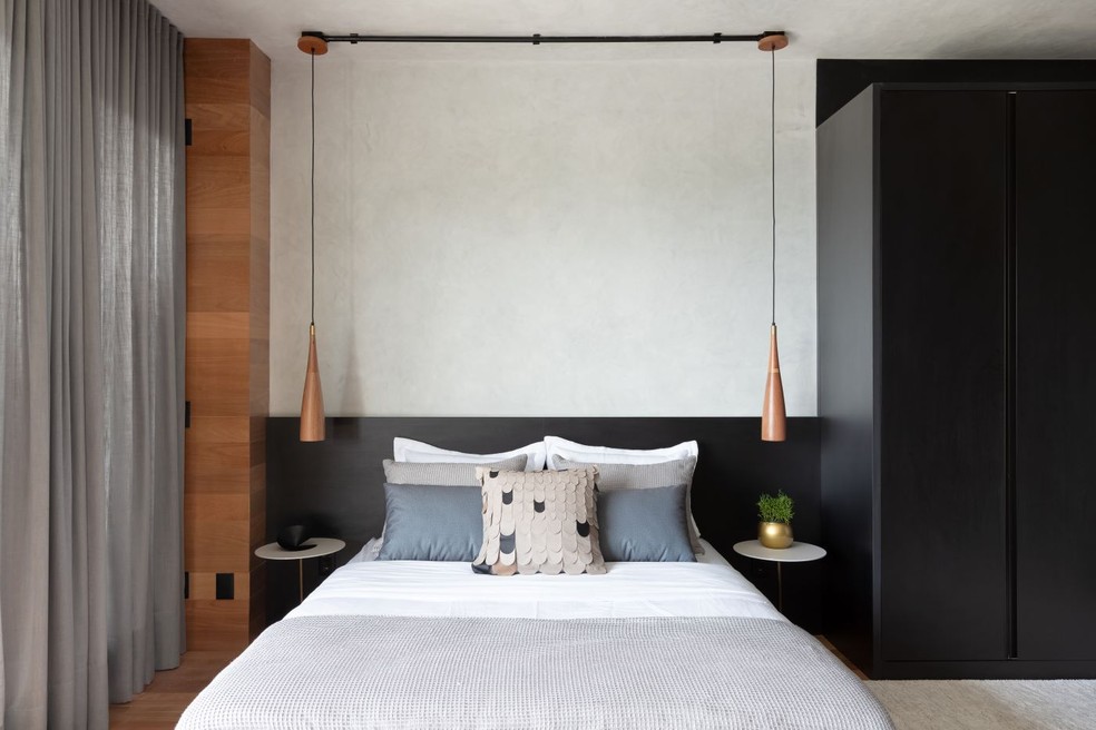 Preto Noite vs. Preto Azulado: Qual a diferença?