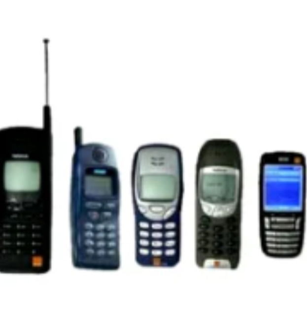 1. A Fascinante História do Telefone: De Bell a Meucci
2. O Primeiro Celular: Conheça o 'Tijolão' Motorola DynaTAC 8000x
3. A Evolução da Comunicação: Como o Telefone Mudou o Mundo
4. Disputa de Patentes: Bell vs. Meucci - Quem Realmente Inventou o Telefone?
5. O Telefone no Brasil: Uma Jornada Histórica