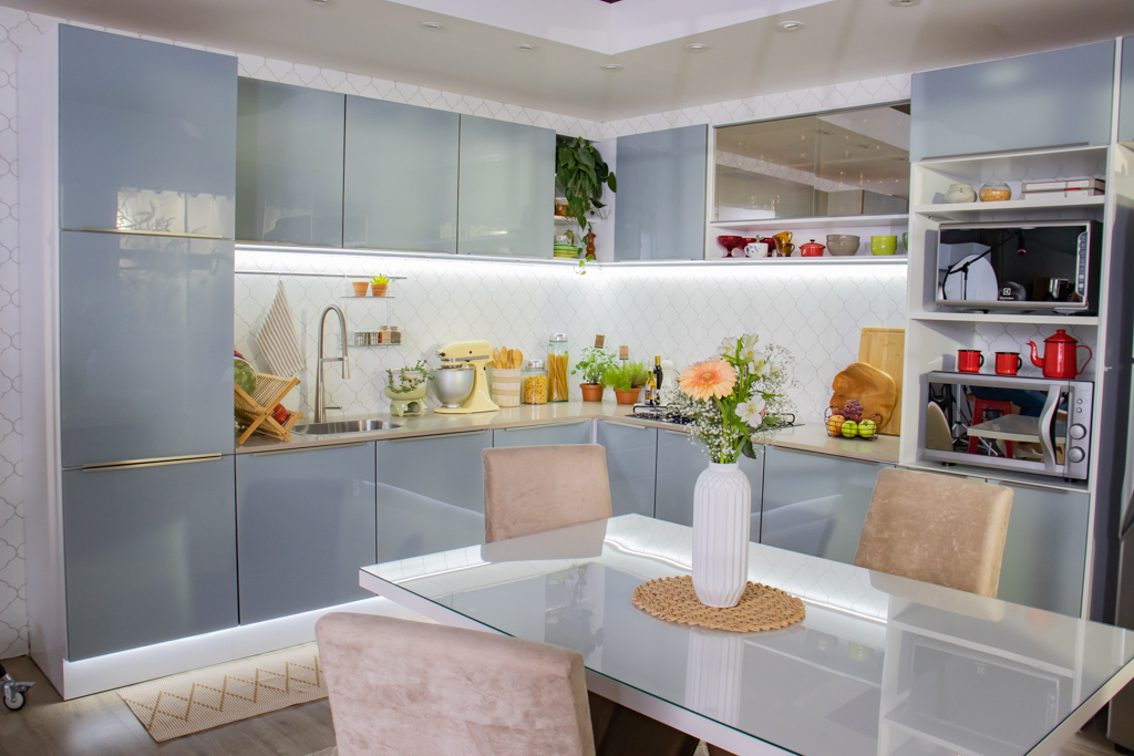 Cozinha em L Pequena: 10 Dicas Essenciais para Maximizar o Espaço