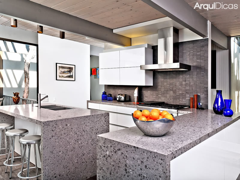 Península com Mesa Integrada: A Solução Inteligente para Cozinhas Modernas