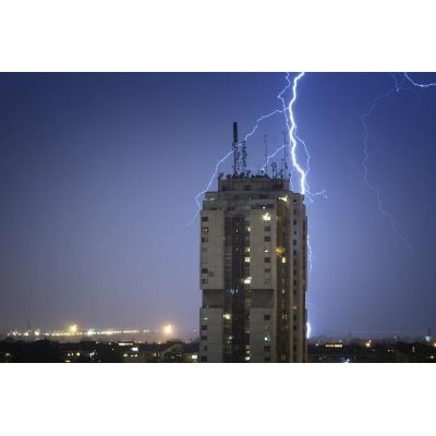 Guia Completo: Como Escolher e Instalar um SPDA para Sua Edificação