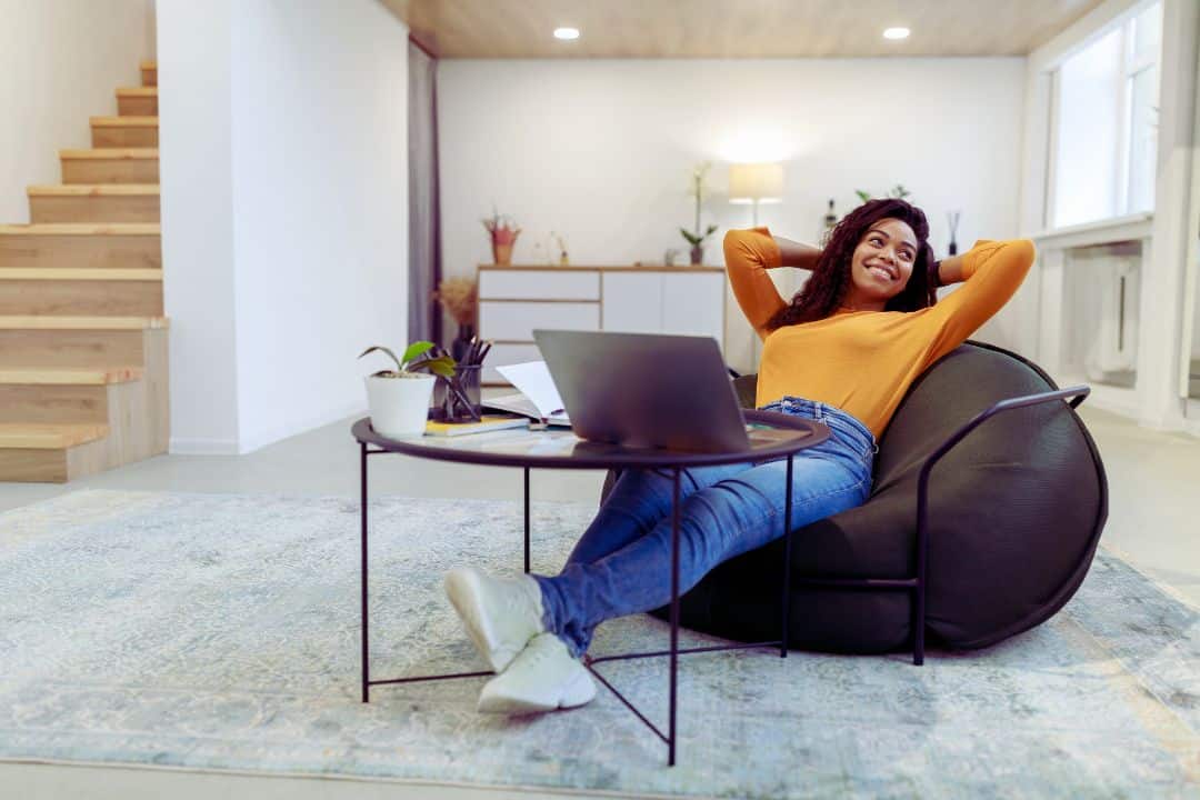 erros comuns ao escolher puff para sala pequena