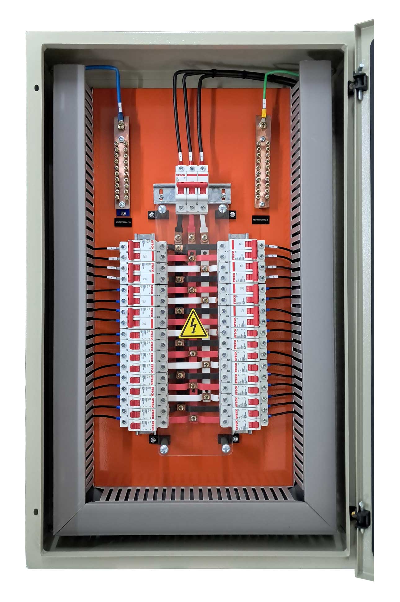 quadro de distribuicao trifasico