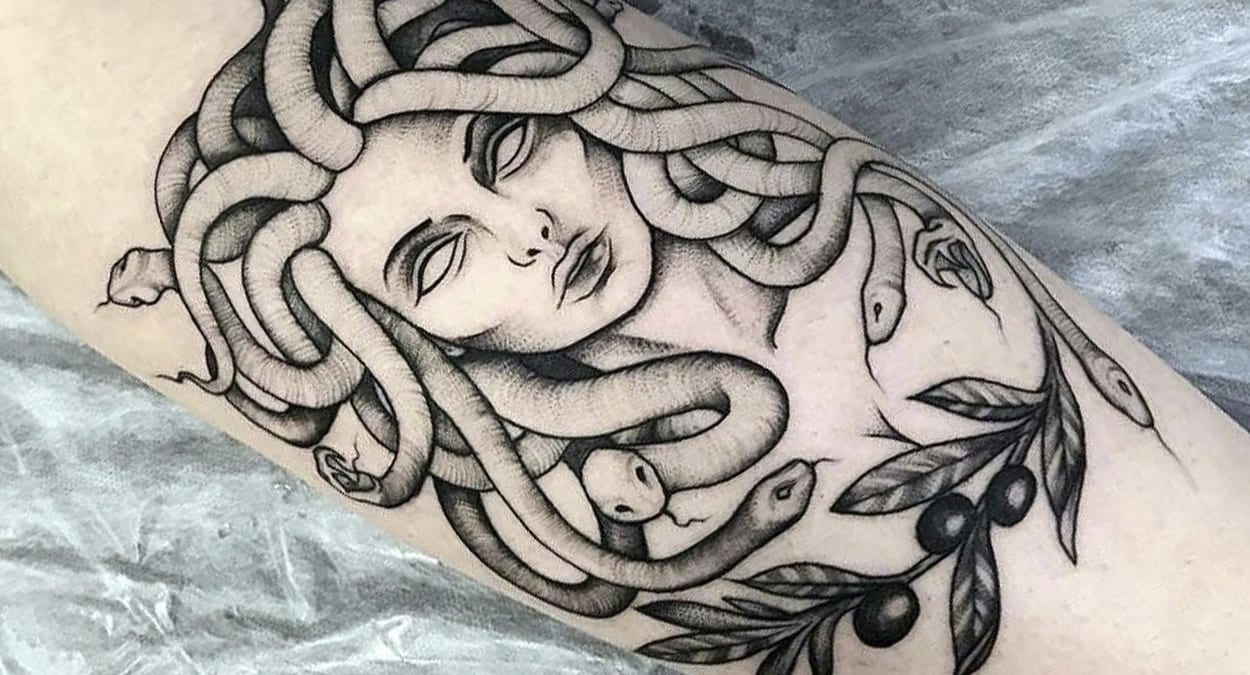medusa tatuagem mitologia grega