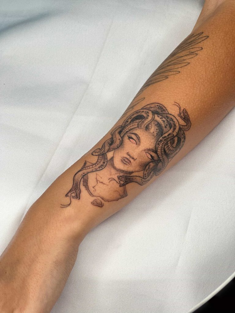 significado tatuagem medusa homem