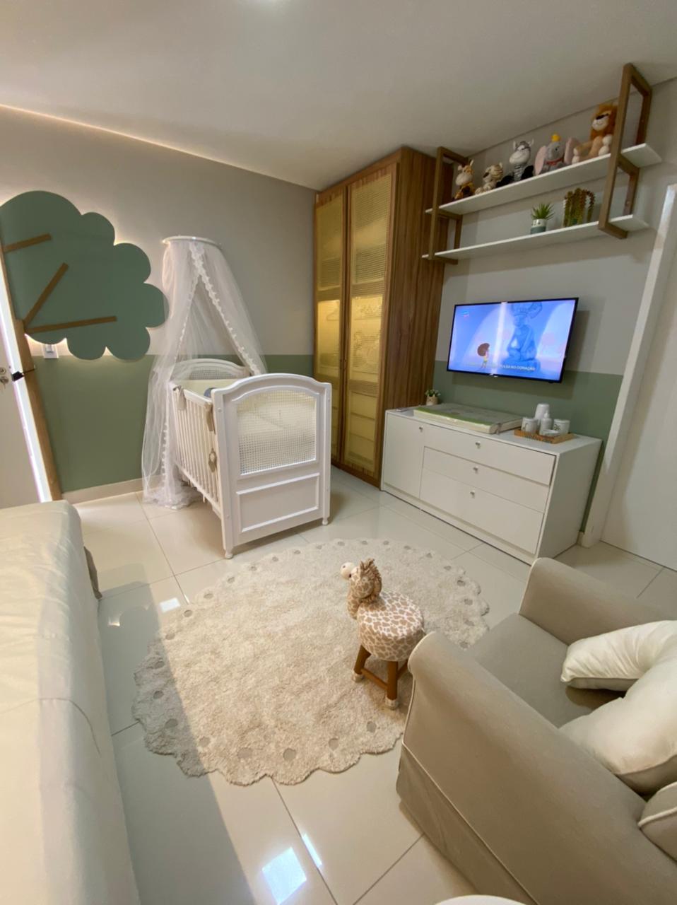 Quarto de bebê pequeno