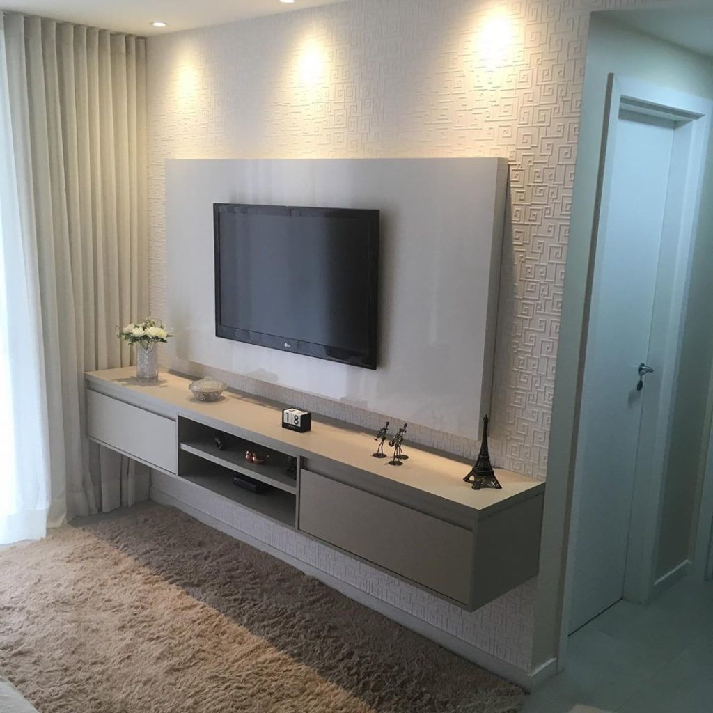 rack pequeno vs estante pequena para TV