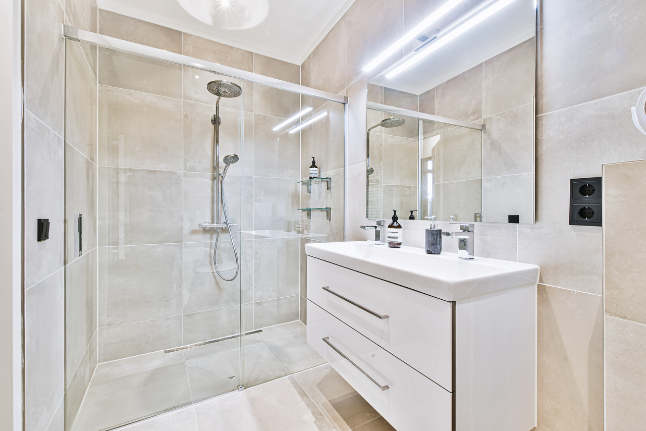 DIY na Reforma do Banheiro: O Que Você Pode Fazer Para Economizar?