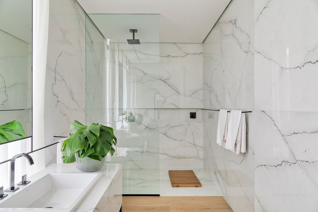 banheiro social pequeno vs grande qual escolher