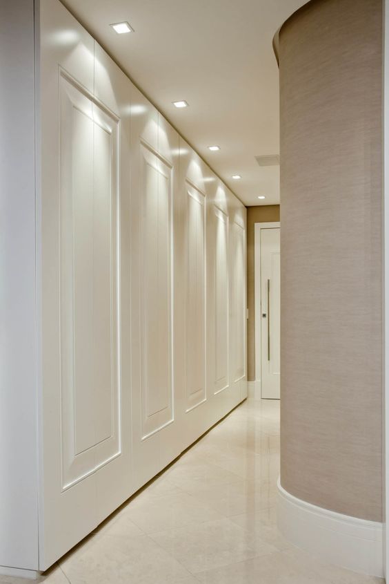 ideias de boiserie para corredor