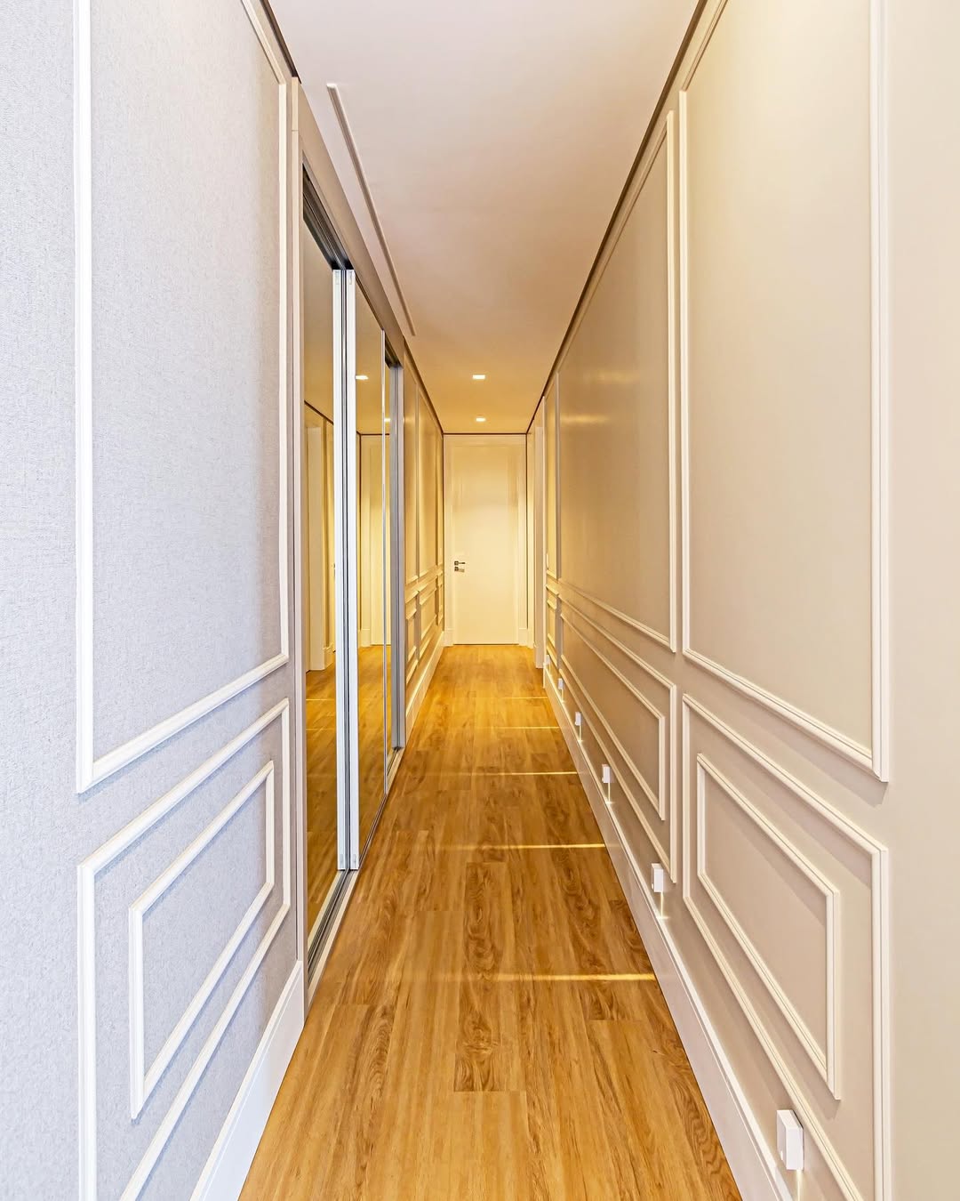 ideias de boiserie para corredor