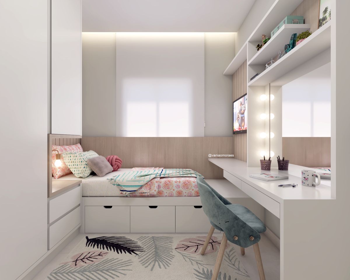 Posicionamento ideal da escrivaninha sob a janela em quarto feminino