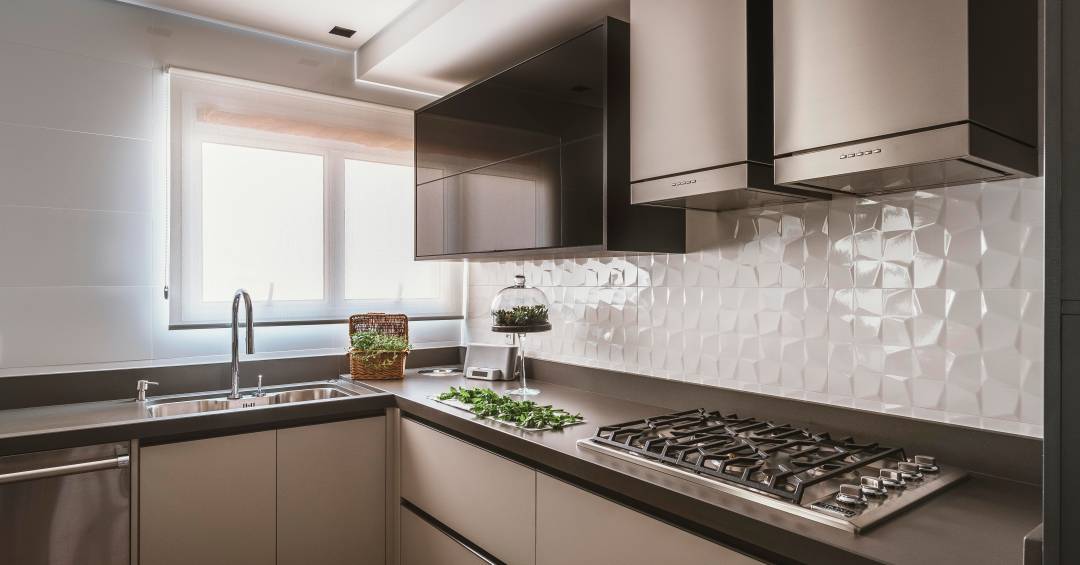 erros comuns ao instalar revestimento 3d na cozinha
