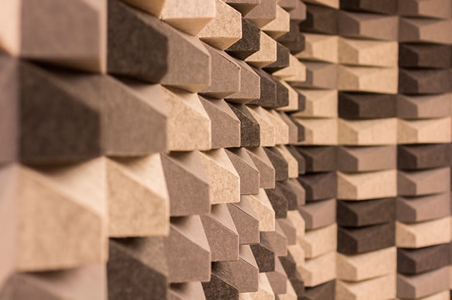 Como Escolher o Painel Acústico Ideal para Estúdios e Escritórios