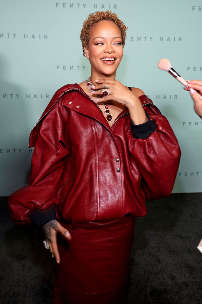 Como Conquistar o Cabelo Vermelho da Rihanna: Guia Completo