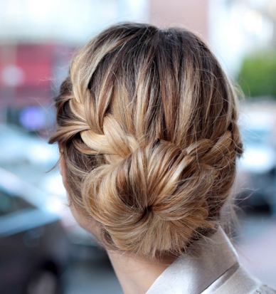 5 Penteados Incríveis com Rosquinha de Coque